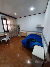 Stanza singola Via Ginnastica 15