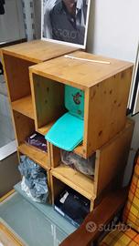 Arredamento in legno di pino massiccio