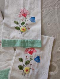 set di asciugamani vintage, fiori ricamati,3 pezzi