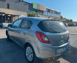 Opel corsa 1.2 gpl di serie