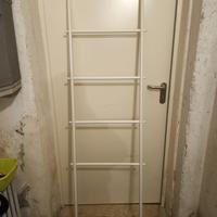 Scala porta asciugamani 