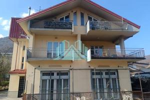 Appartamento di 100 m² con 3 locali a Monteforte I