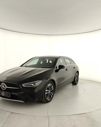 MERCEDES-BENZ CLA Shooting Brake 180 d Advanced au