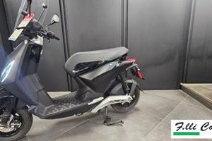 Piaggio - 1 - Active