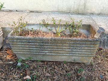 vasi fioriere da giardino in cemento 