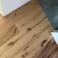 Parquet Nodato Rustico con Spaccature a Roma