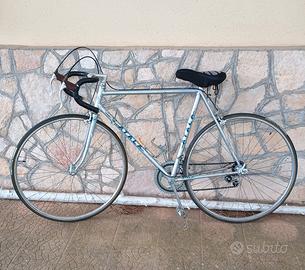 Bici da corsa Atala.