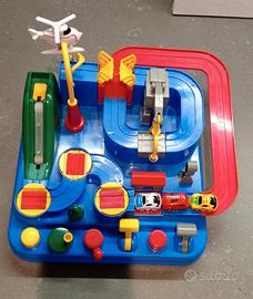 Gioco bambini percorso macchine Montessori