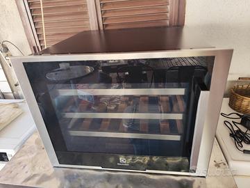 cantinetta frigo vino Electrolux da incasso 
