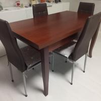 Tavolo legno estendibile sala cucina soggiorno. 