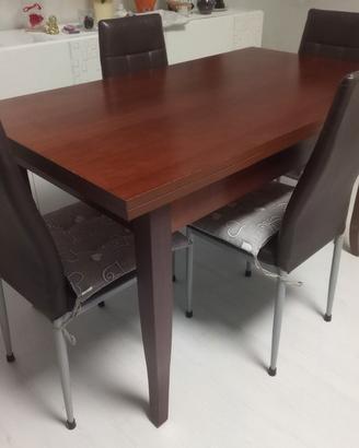 Tavolo legno estendibile sala cucina soggiorno. 