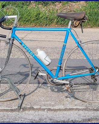 Bici Vicini — assetto tecnico orientato alla corsa