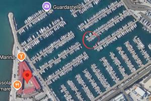 Posto barca 10.5 x 4m Marina Dorica AN 