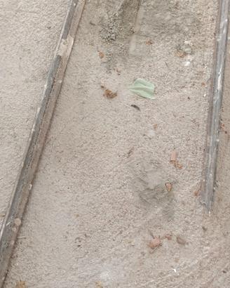 Profilo in ferro a T