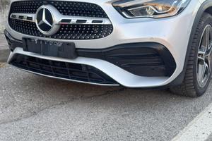 Mercedes-Benz GLA 180 d Premium Automatic