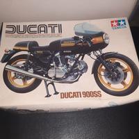 Tamiya kit Ducati 900ss anni 80