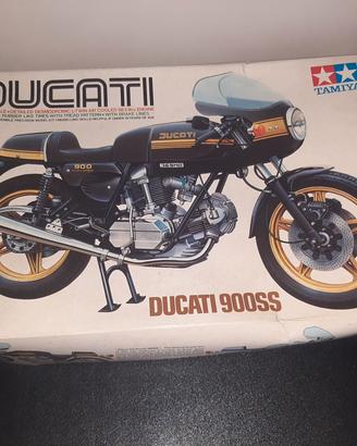 Tamiya kit Ducati 900ss anni 80