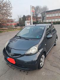 TOYOTA AYGO 82000 KM