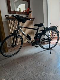 COME NUOVA Bike Kalkhoff AAgattu batteria nuova