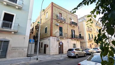 3 LOCALI A MARGHERITA DI SAVOIA
