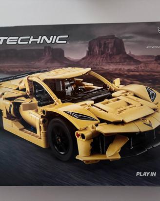 LEGO Technic Chevrolet Corvette Stingray. NUOVA