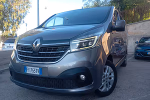 Renault Trafic T29 2.0 dCi 145CV EDC PC-TN Intens 