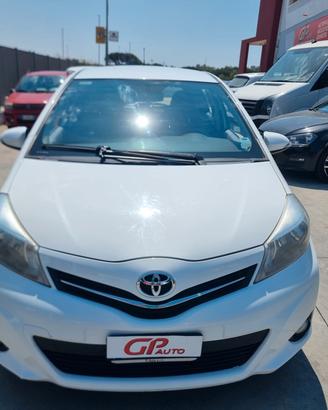 Toyota Yaris 1.4 D-4D 5 porte Lounge