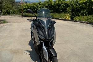 Yamaha XMAX 300  2019 - 25.00 km
