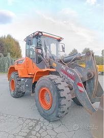 Pala gommata Doosan DL280-5