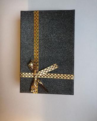 Scatola per confezioni
