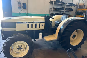 TRATTORE LAMBORGHINI 775