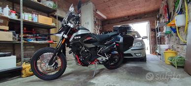 SWM Superdual 600 - 2021