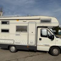 MOBILVETTA 6 POSTI FIAT 2.8 TD DEL 2000 GANCIO TRA