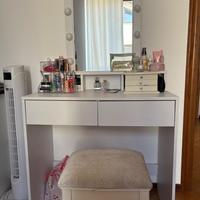 Scrivania del make up