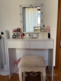 Scrivania del make up