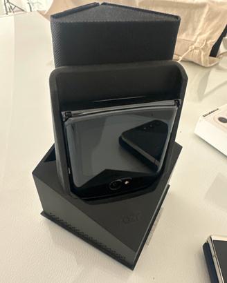Razr 5g