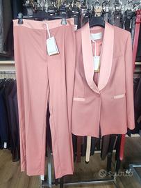 Stock abbigliamento donna Eleonora Stasi