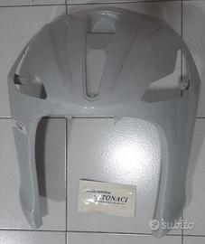 656338 Scudo Piaggio Beverly 125 300 350 >10