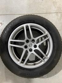 PORSCHE  MACAN CERCHI  GOMME