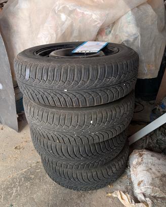 gomme più cerchioni  185 65 r15