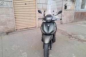 piaggio beverly 400s 