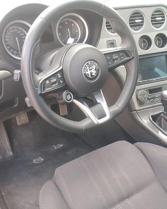 Volante alfa romeo giulia/ Stelvio