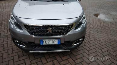 Peugeot 2008 BlueHDi 120 S&S Allure