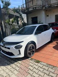 Lancia Ypsilon Hybrid e-DCT LX