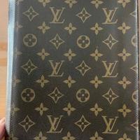 Custodia  I Pad misure 26×19×2