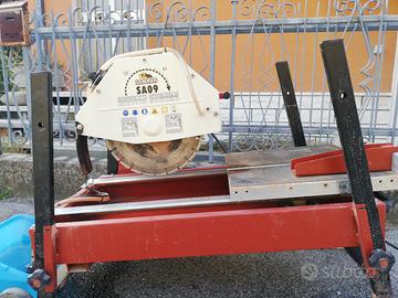 Troncatrice ad acqua