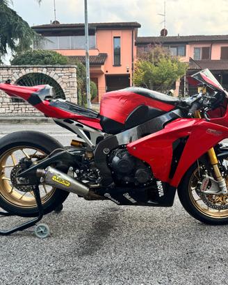 Honda CBR 1000 rr SP 