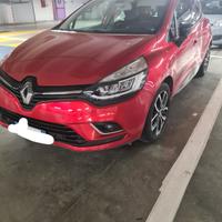 renault clio 0.9 2019 moschino intens