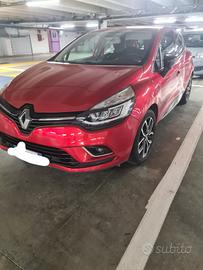 renault clio 0.9 2019 moschino intens