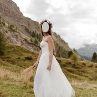 Abito da sposa semplice ed elegante- stile boho
